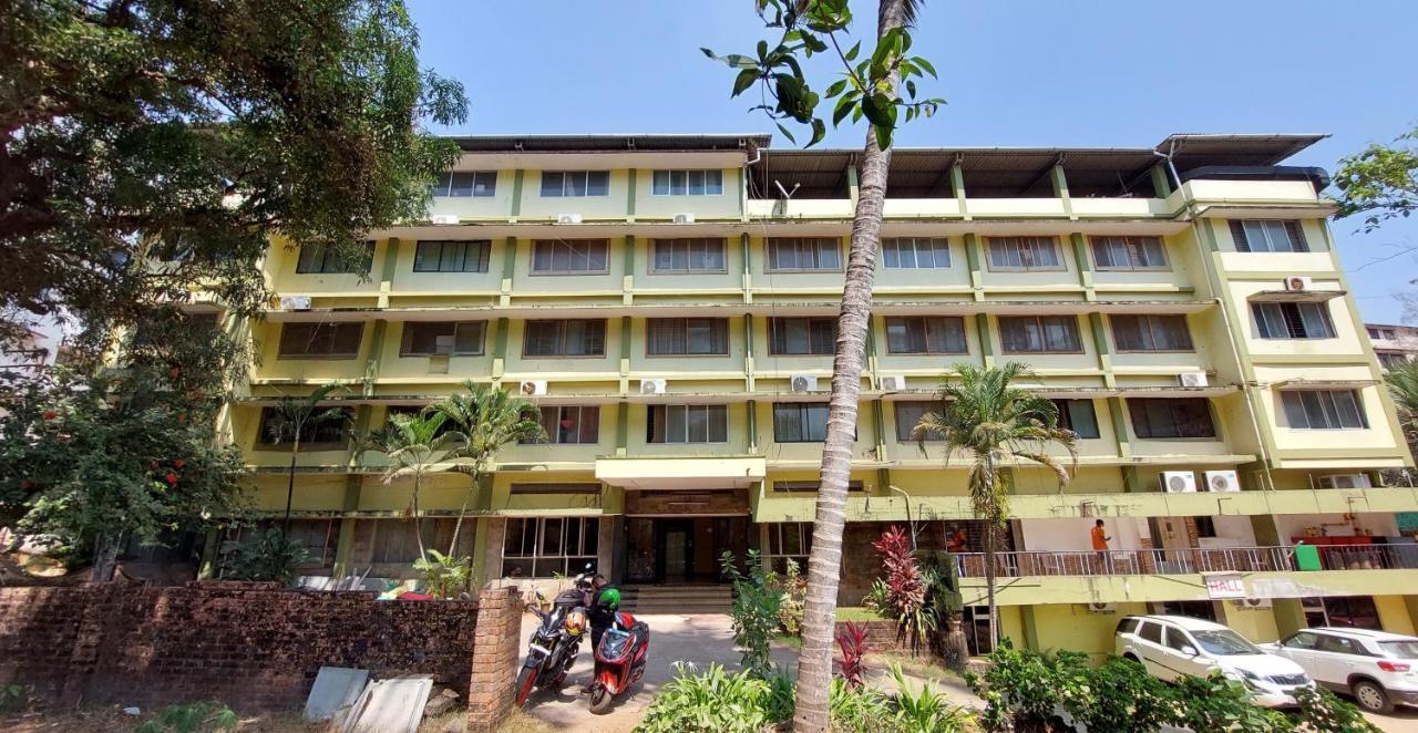 Hotel Surya Mangalore Extérieur photo